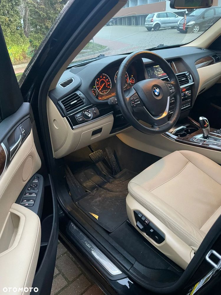 BMW X3 xDrive28i xLine - 12