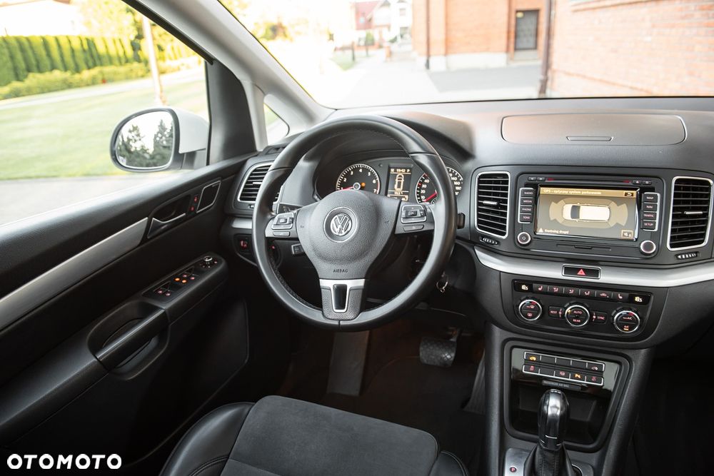 Volkswagen Sharan 2.0 TSI DSG Highline - 28