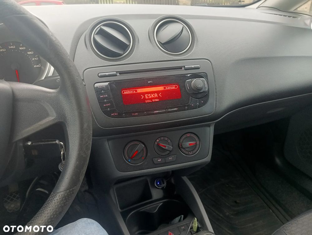 Seat Ibiza SC 1.4 16V Style - 25