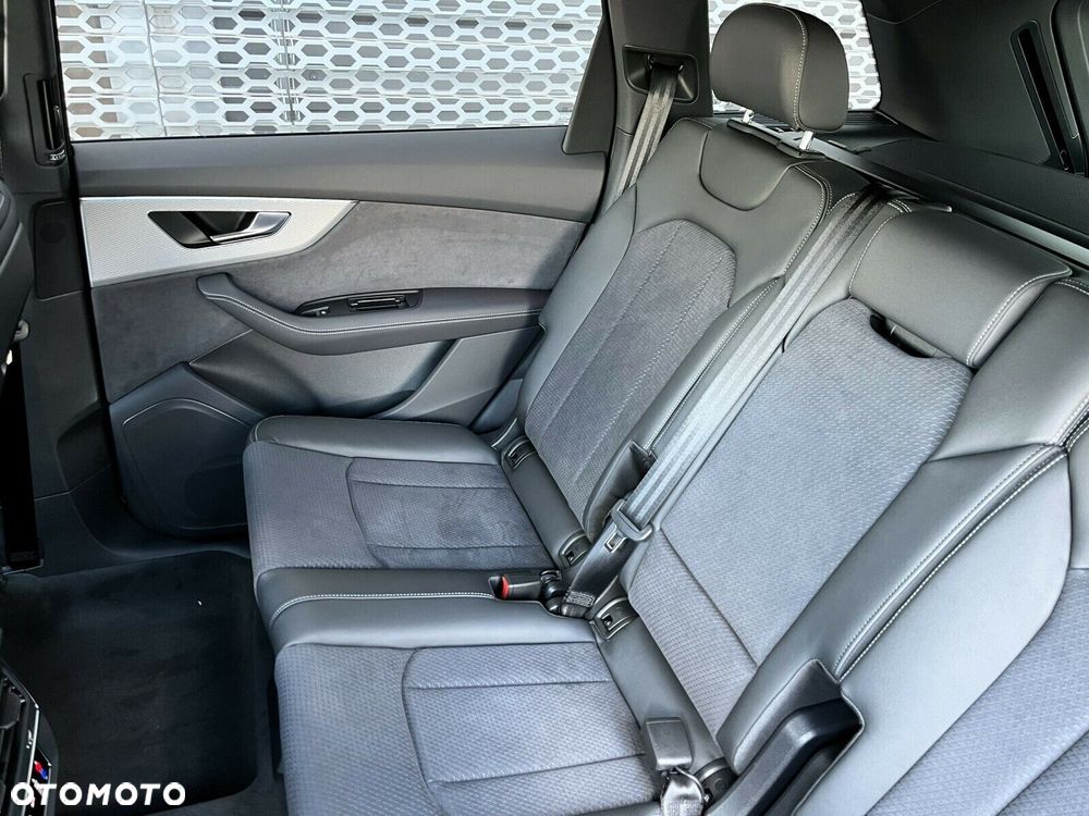Audi Q7 - 30