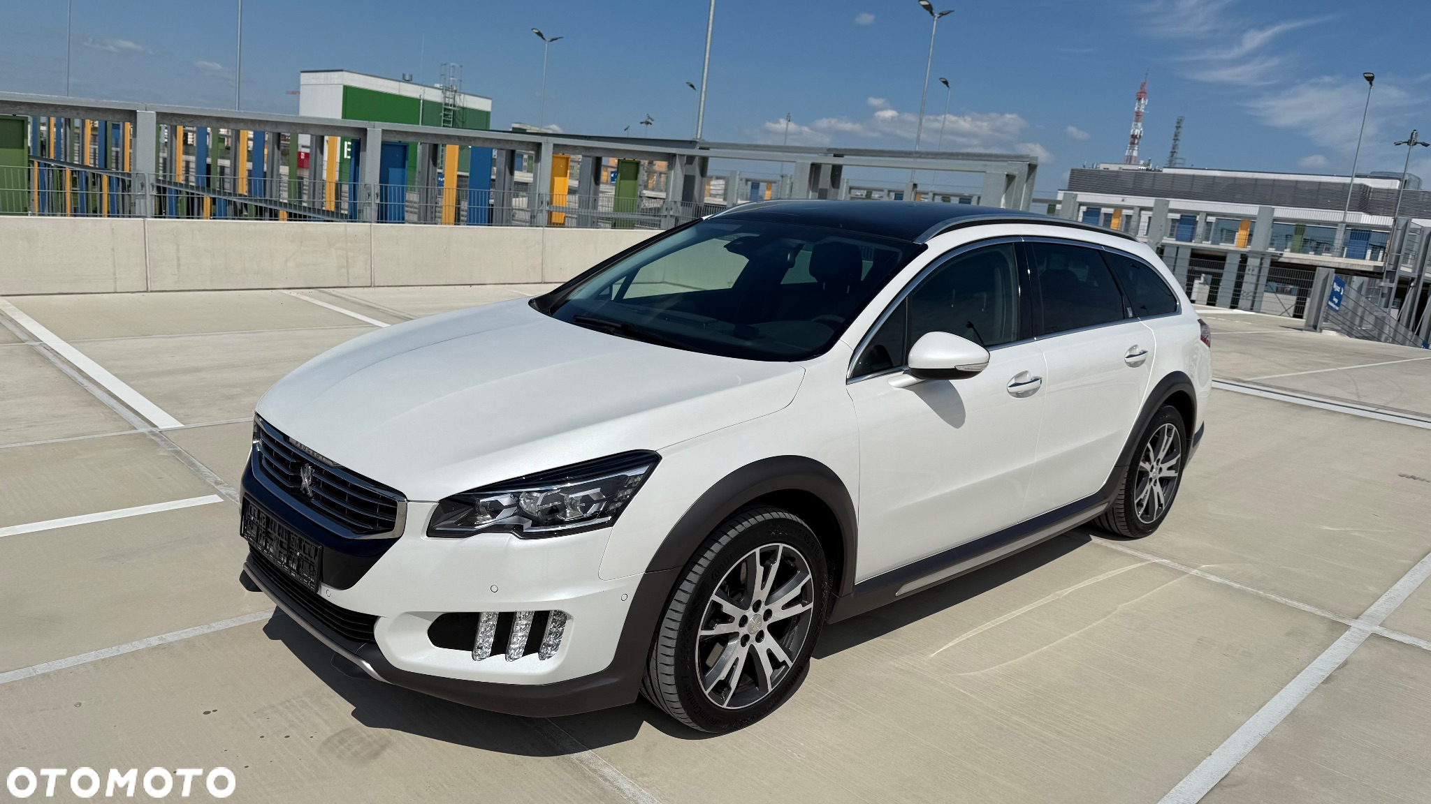 Peugeot 508 RXH Hybrid4 - 6