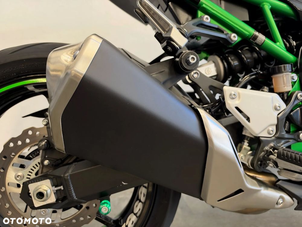 Kawasaki Z 900 - 21