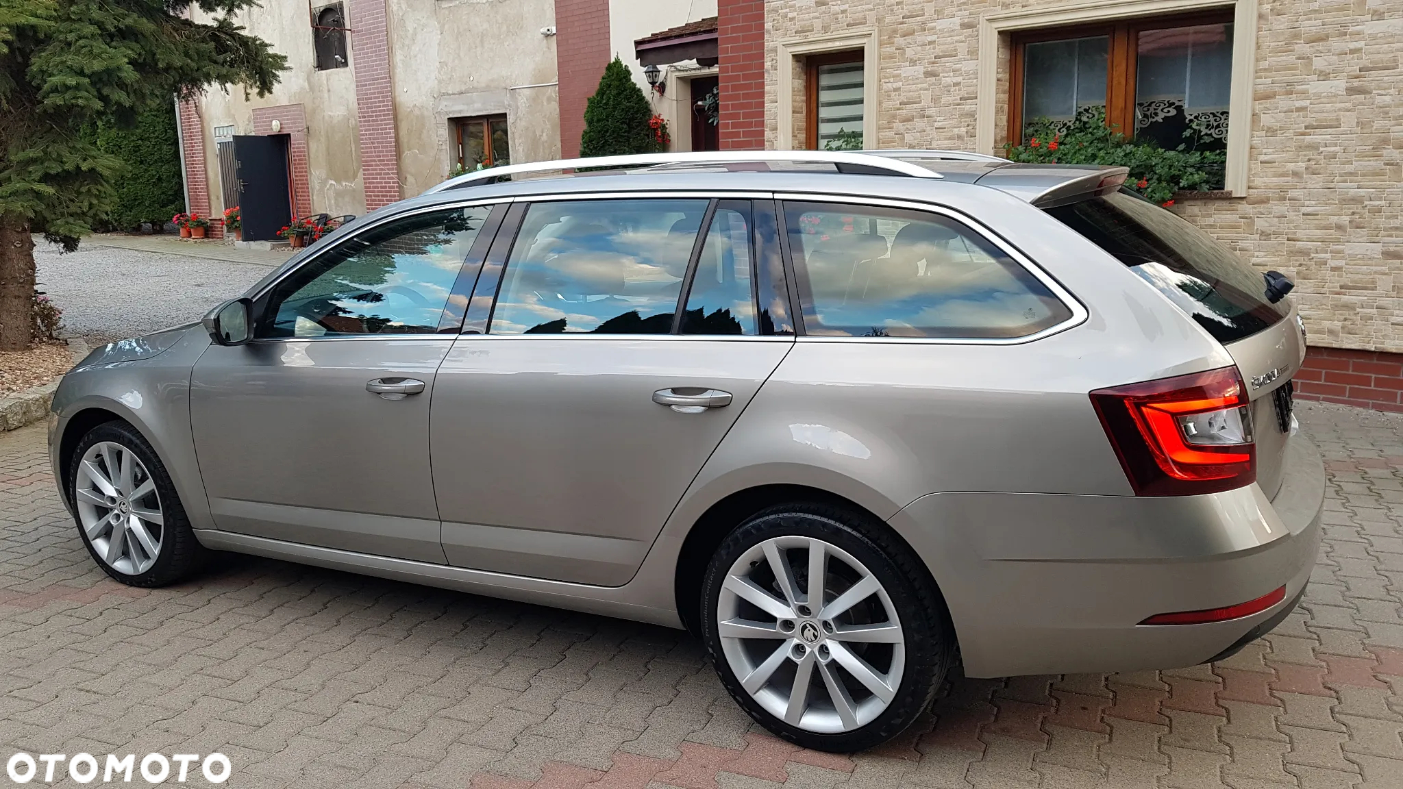 Skoda Octavia 1.5 TSI ACT Ambition DSG - 3