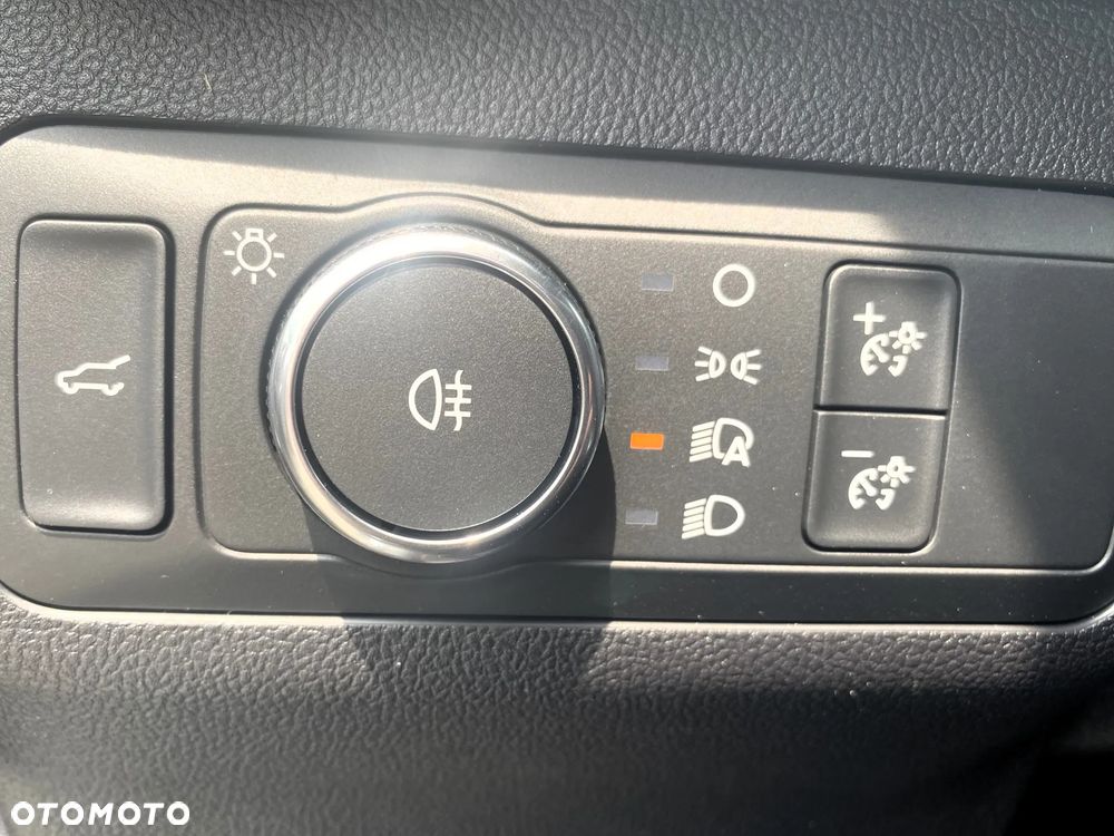 Ford Kuga 2.5 FHEV FWD ST-Line X eCVT - 23