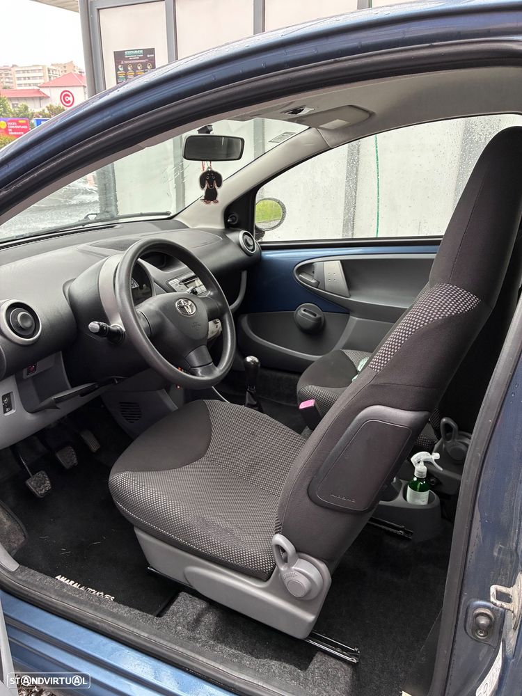 Toyota Aygo City - 6