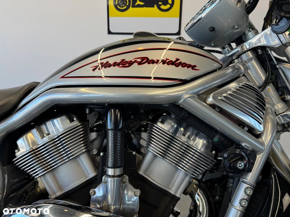 Harley-Davidson V-Rod Street Rod - 12