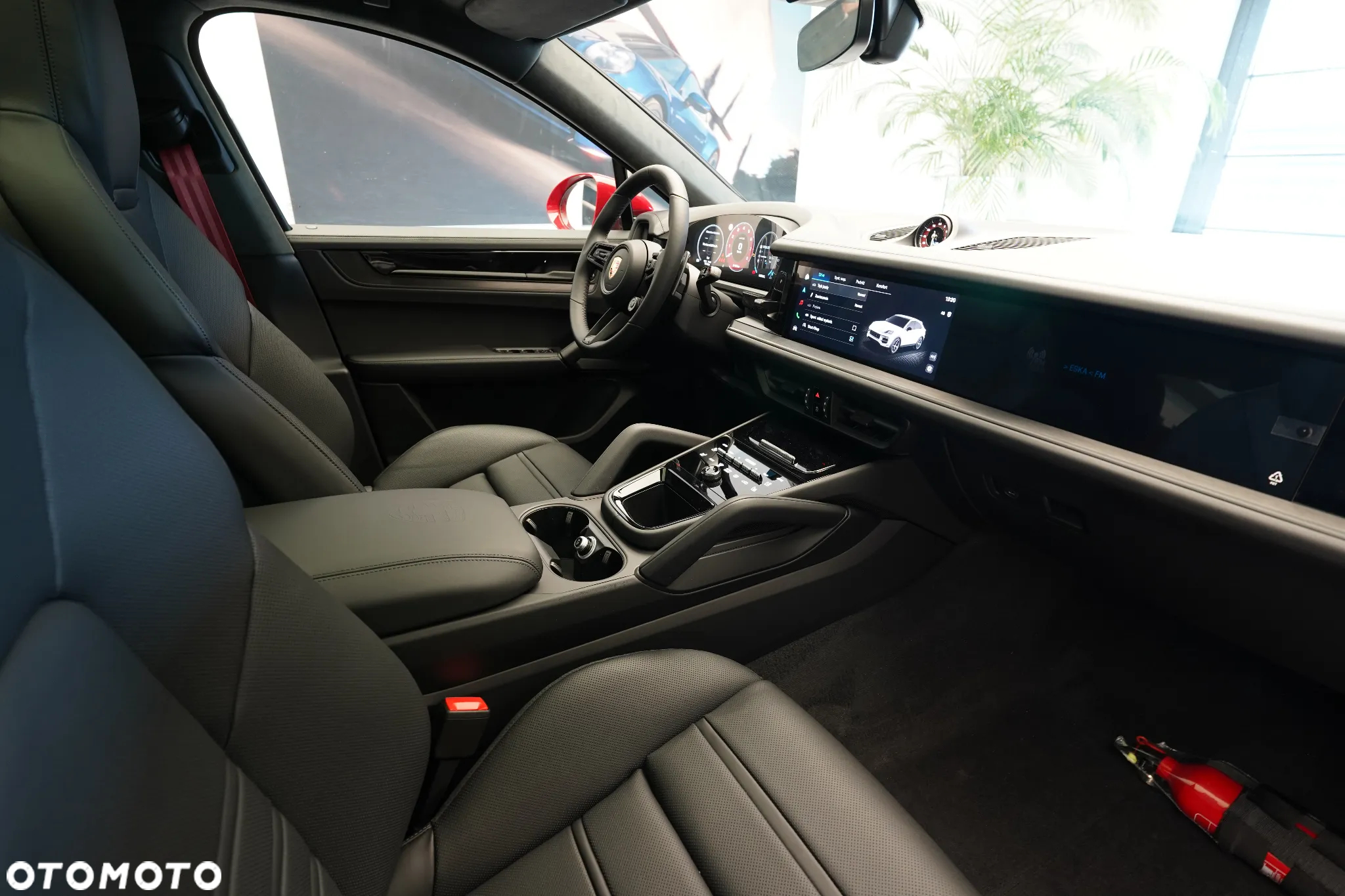 Porsche Cayenne Coupe GTS - 14