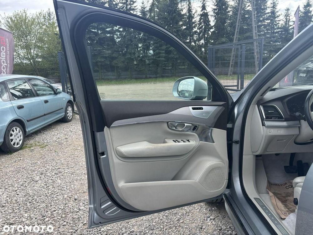 Volvo XC 90 - 15