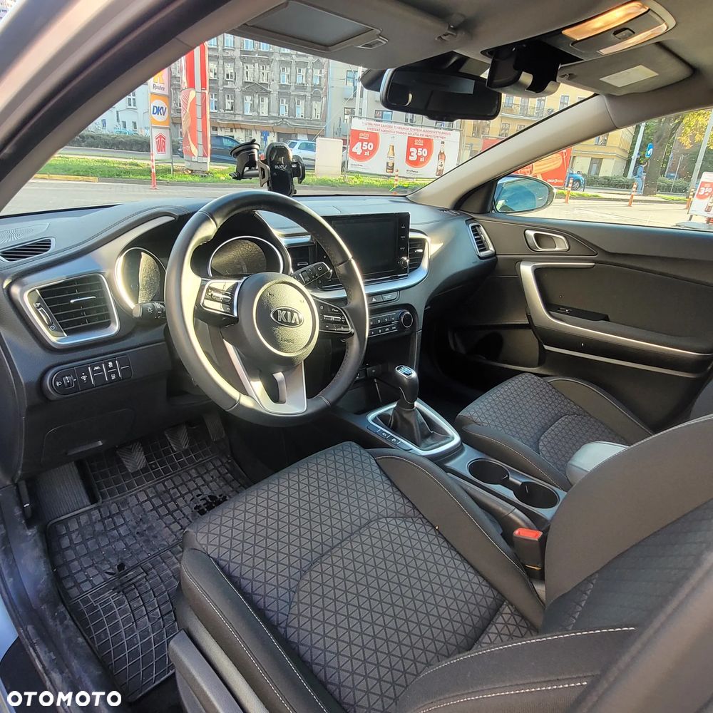 Kia Ceed 2021 photo 3