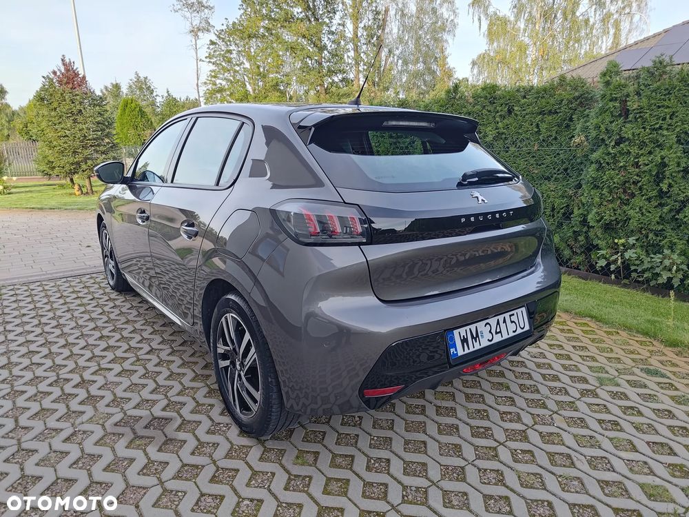 Peugeot 208 - 4
