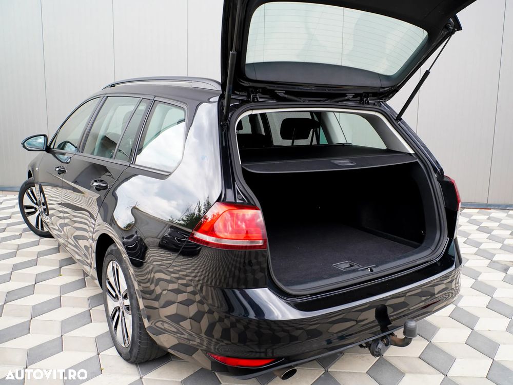 Volkswagen Golf 1.6 TDI BlueMotion Technology Trendline - 35