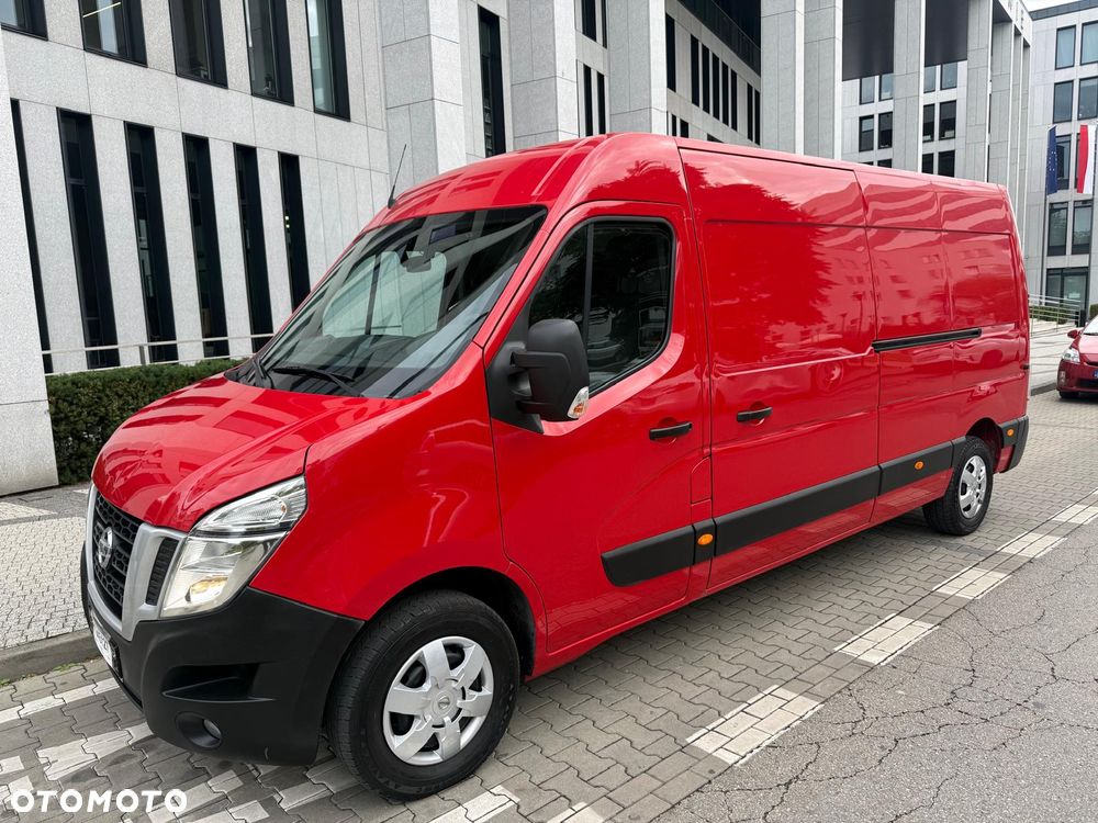 Nissan NV400