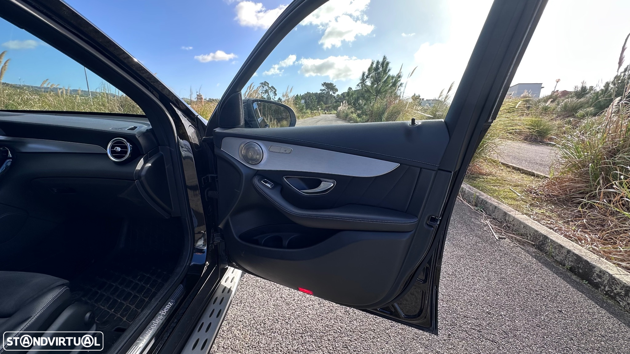 Mercedes-Benz GLC 250 d Coupe 4Matic 9G-TRONIC AMG Line - 13