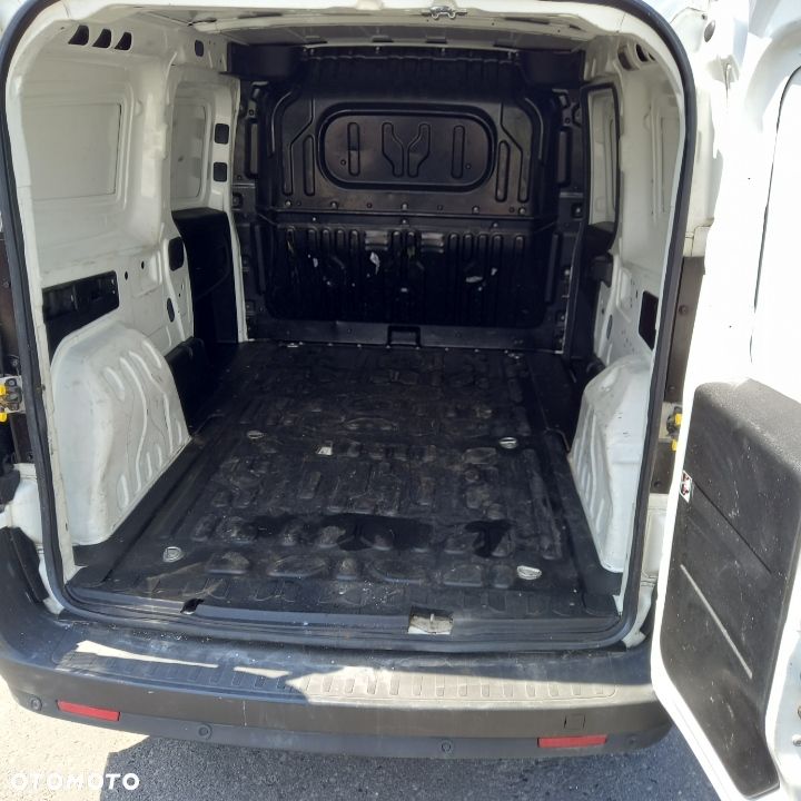 Fiat DOBLO - 7