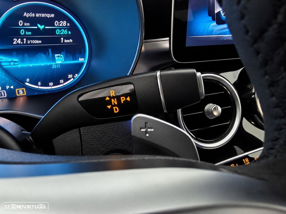 Mercedes-Benz C 300 de AMG Line - 25