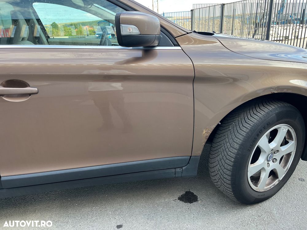 VOLVO XC60 2011 — imagine 15