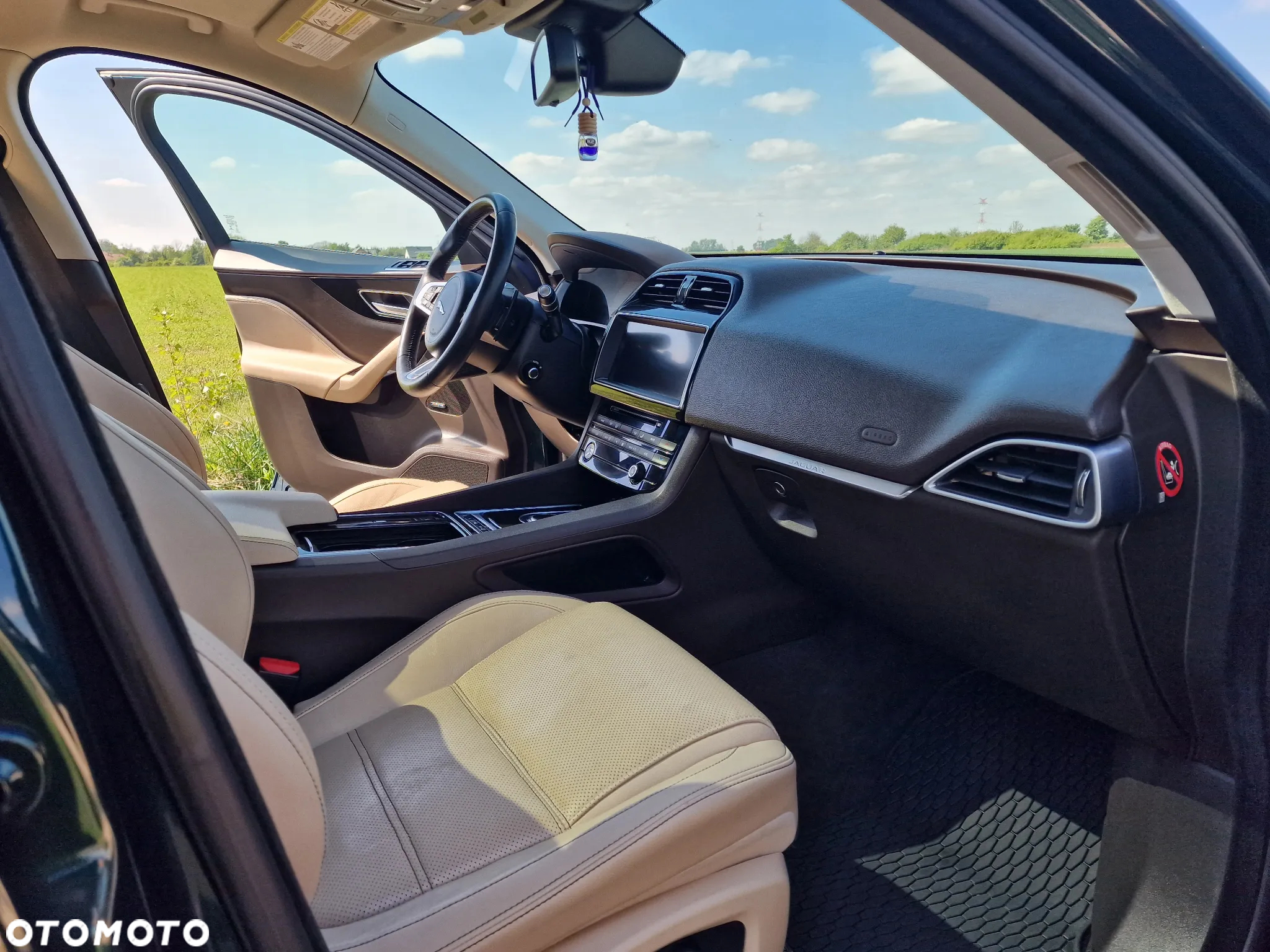 Jaguar F-Pace 35t AWD Prestige - 23