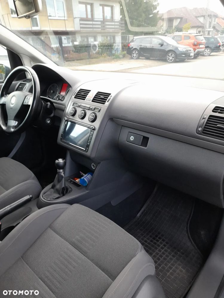 Volkswagen Touran 2.0 TDI Trendline - 13