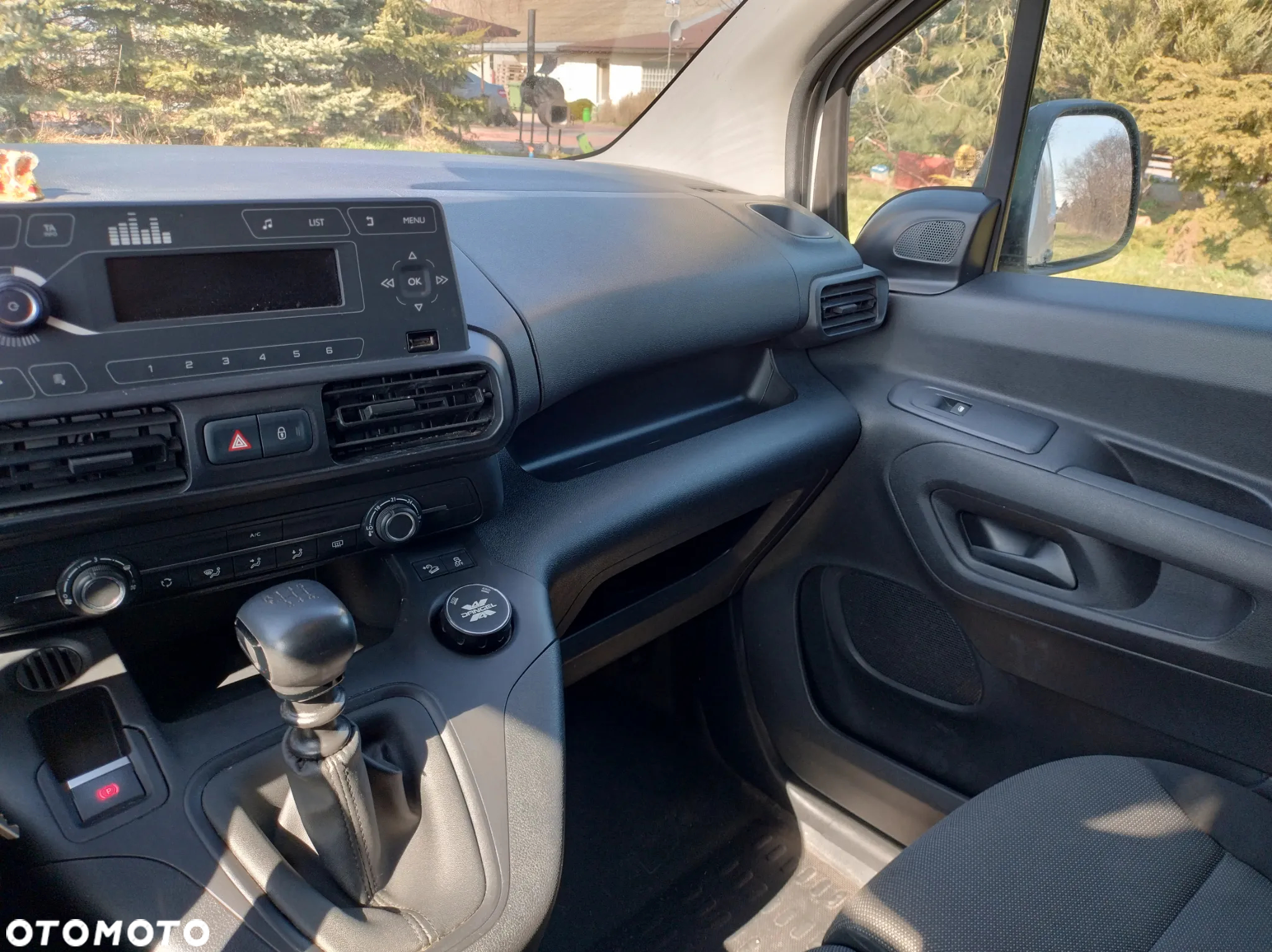 Toyota Proace City - 17