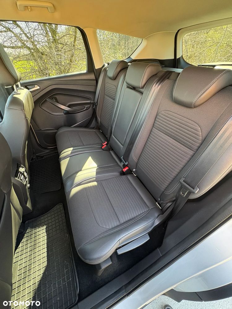 Ford Kuga 1.5 TDCi 2x4 Cool & Connect - 25