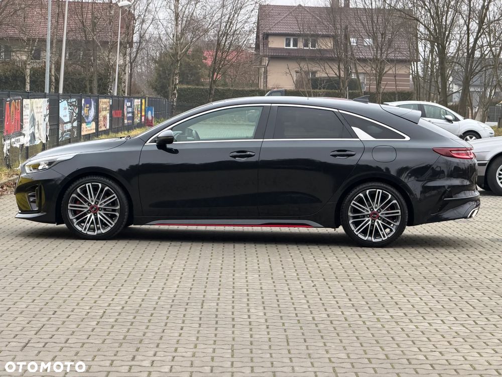 Kia ProCeed 1.6 T-GDI GT DCT - 3