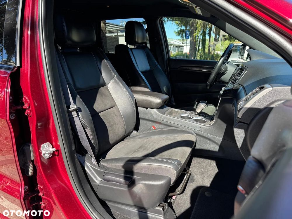 Jeep Grand Cherokee - 15