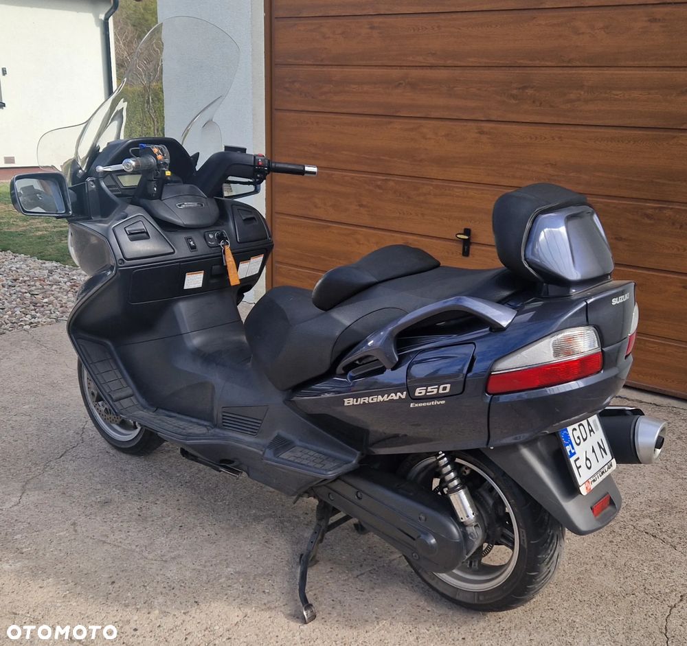Suzuki Burgman - 4