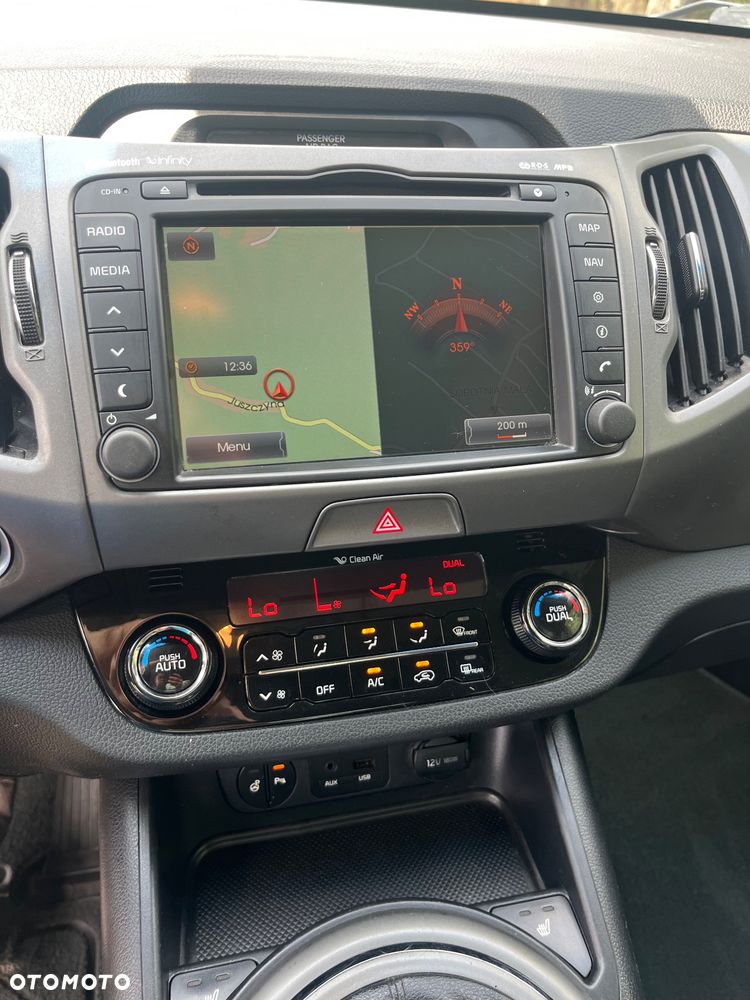 Kia Sportage 2.0 CRDI L AWD - 10