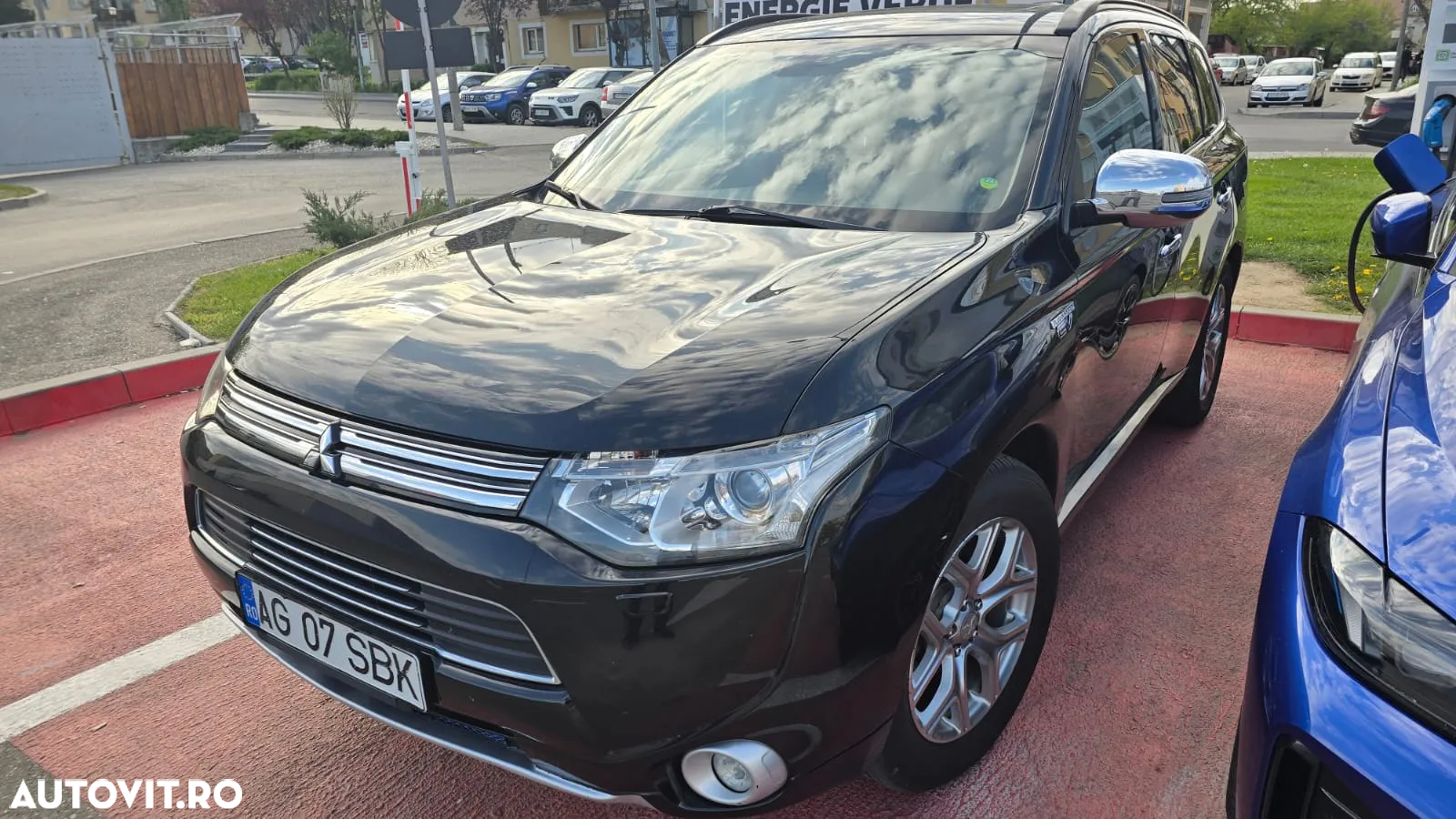 Mitsubishi Outlander 2.0 4WD Plug-In Hybrid Top - 3