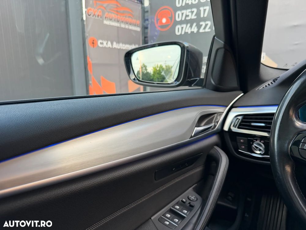 BMW Seria 5 520d Aut. Sport Line - 34