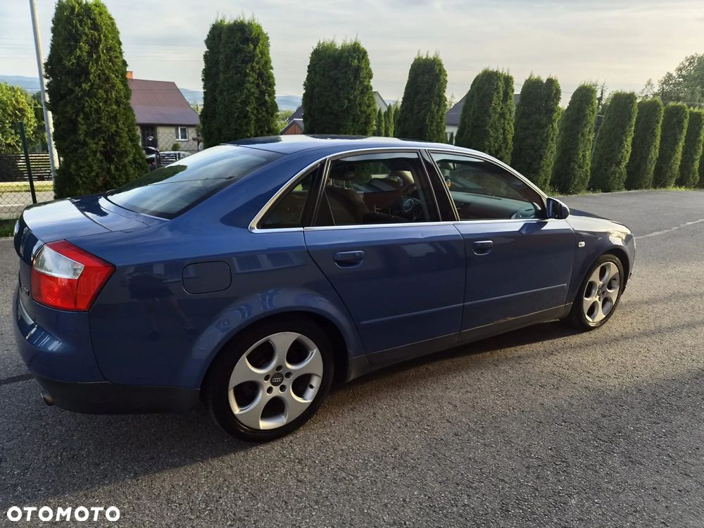 Audi A4 Limousine 1.8T - 8