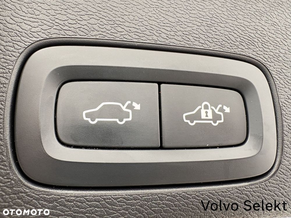 Volvo XC 60 - 24