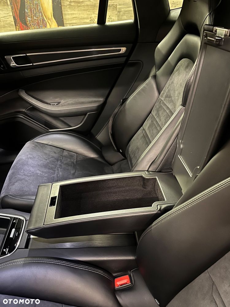 Porsche Panamera - 29
