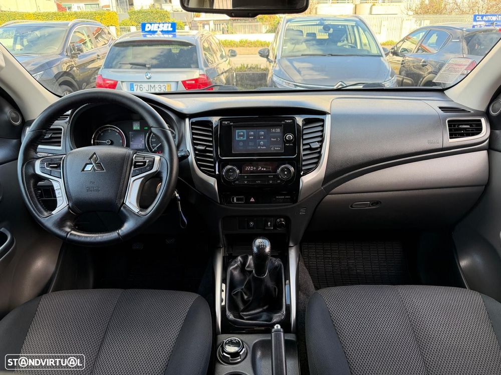 Mitsubishi L200 2.4 DI-D CD Sportbox Strakar 4WD - 11