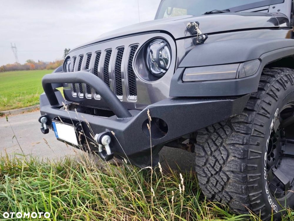 Jeep Wrangler - 11