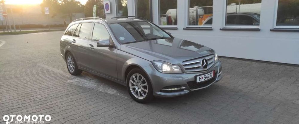 Mercedes-Benz Klasa C 200 CDI BlueEff Avantgarde - 34