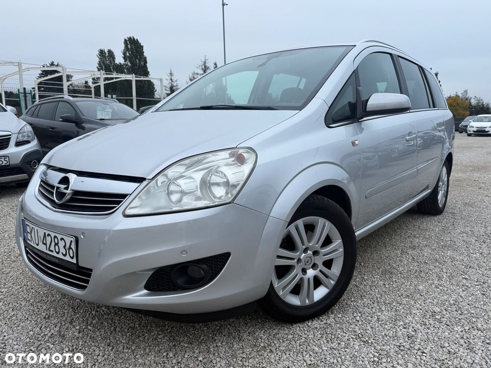 Opel Zafira 1.8 Cosmo - 3