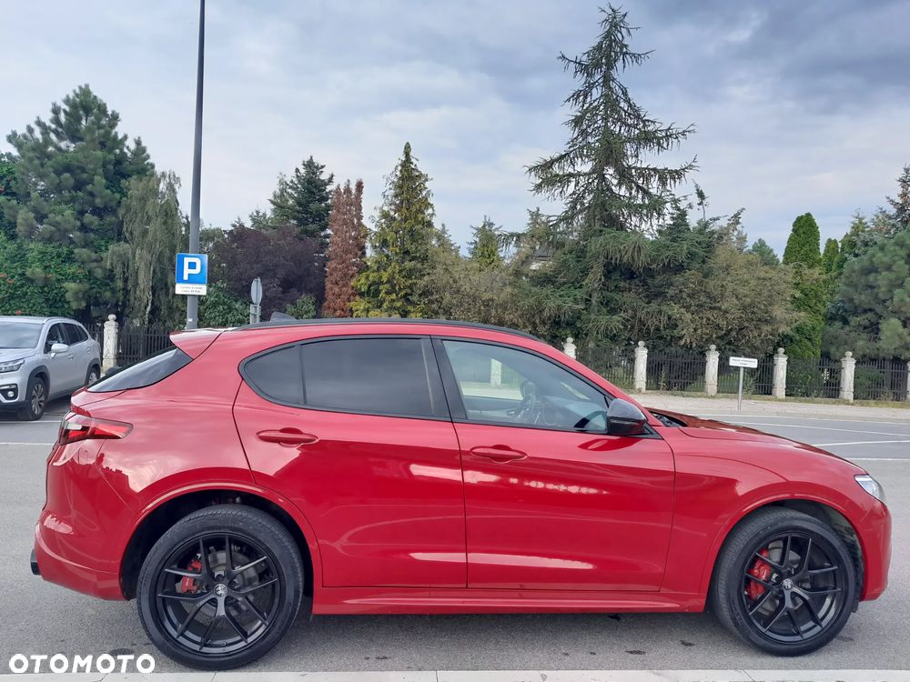 Alfa Romeo Stelvio 2.0 Turbo TI Q4 - 19