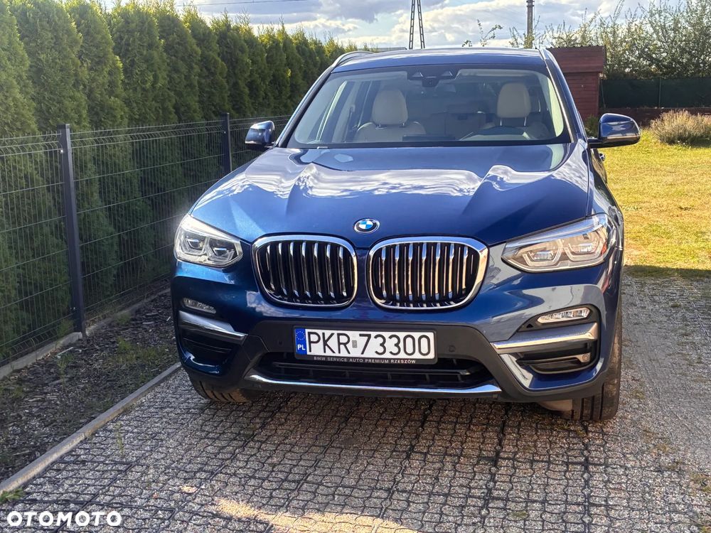 BMW X3 xDrive30i Luxury Line - 2