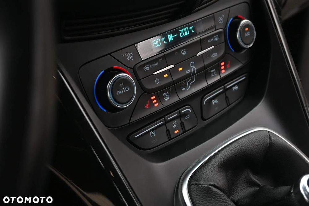 Ford Kuga 1.5 EcoBoost 2x4 ST-Line - 37