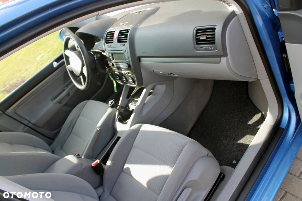 Volkswagen Golf - 12