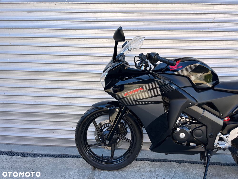 Honda CBR - 3
