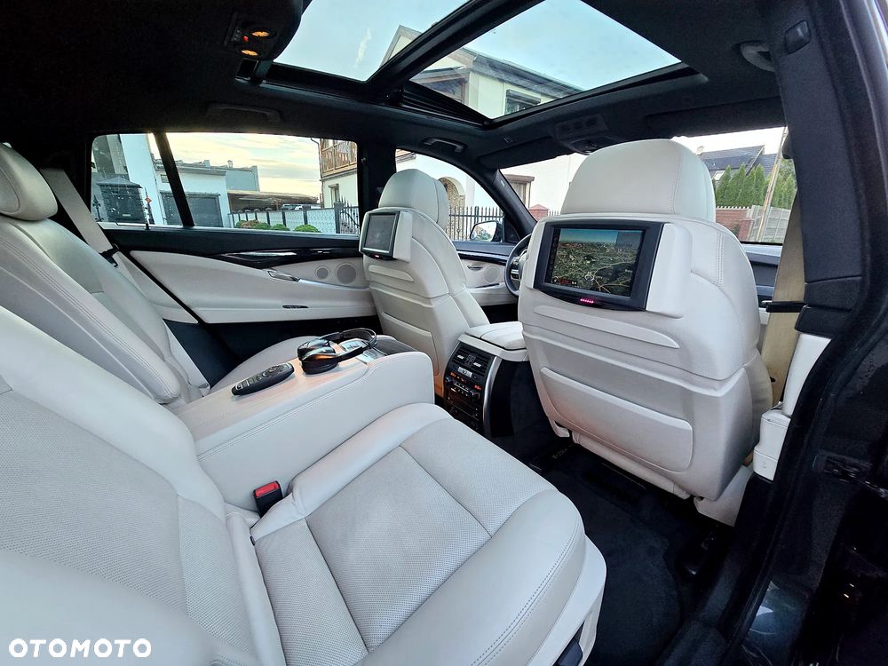 BMW 5GT 550i - 11