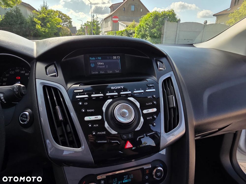Ford Focus 1.6 TDCi DPF SYNC Edition - 35