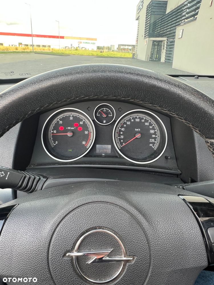 Opel Astra - 10