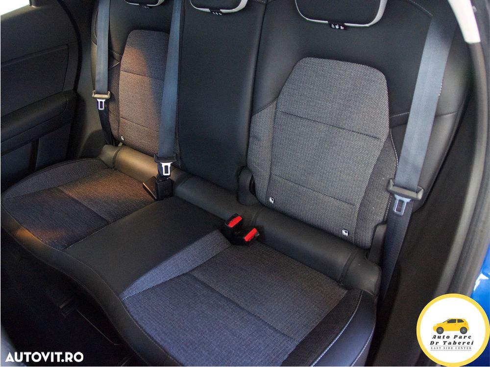 Renault Captur PHEV 160 Techno - 23