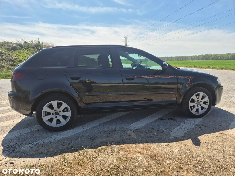 Audi A3 Sportback 1.9 TDI DPF Ambiente - 8