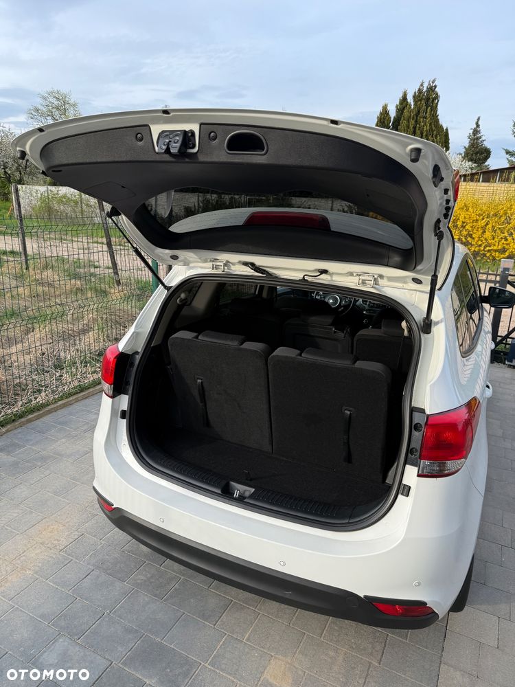 Kia Carens 1.6 GDI M 7os EU6 - 12