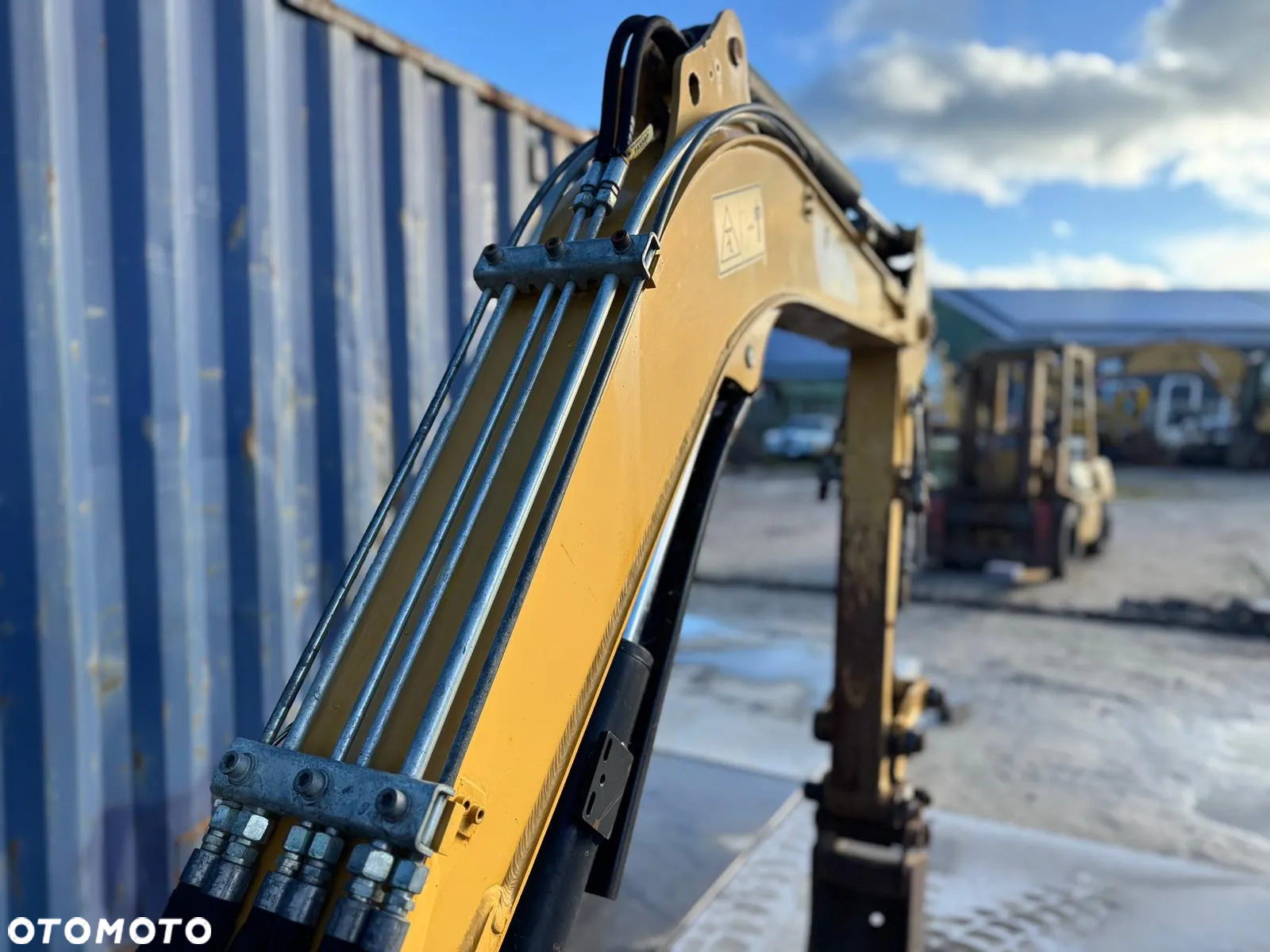 Caterpillar 302.4D - 11