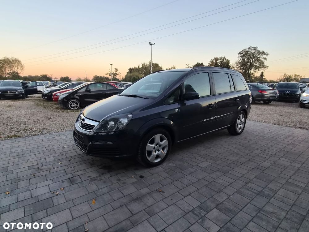 Opel Zafira 1.8 16V - 10